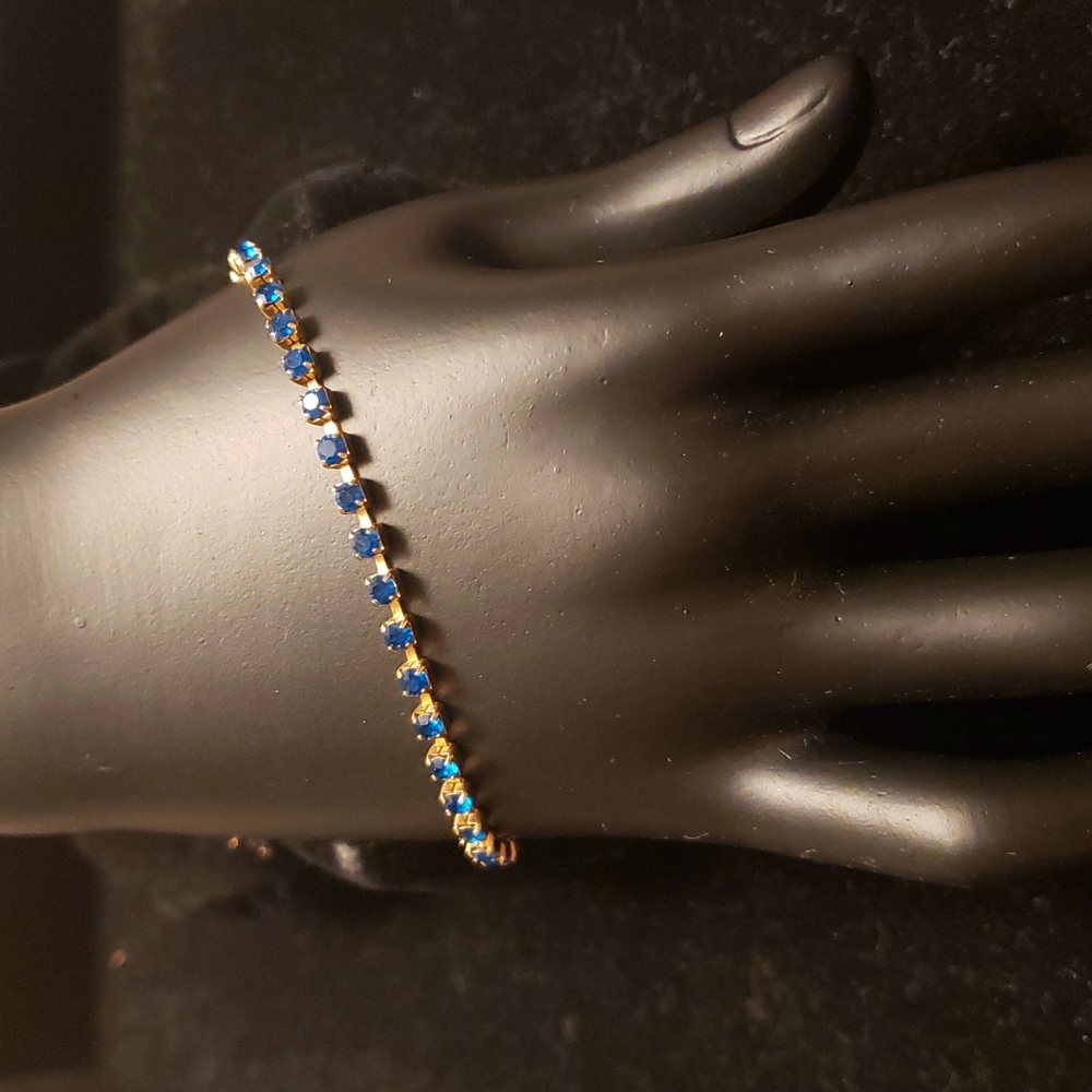 AVON Vintage Tennis Bracelet